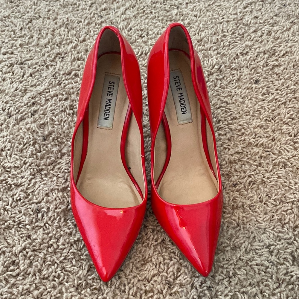 Steve Madden red heels